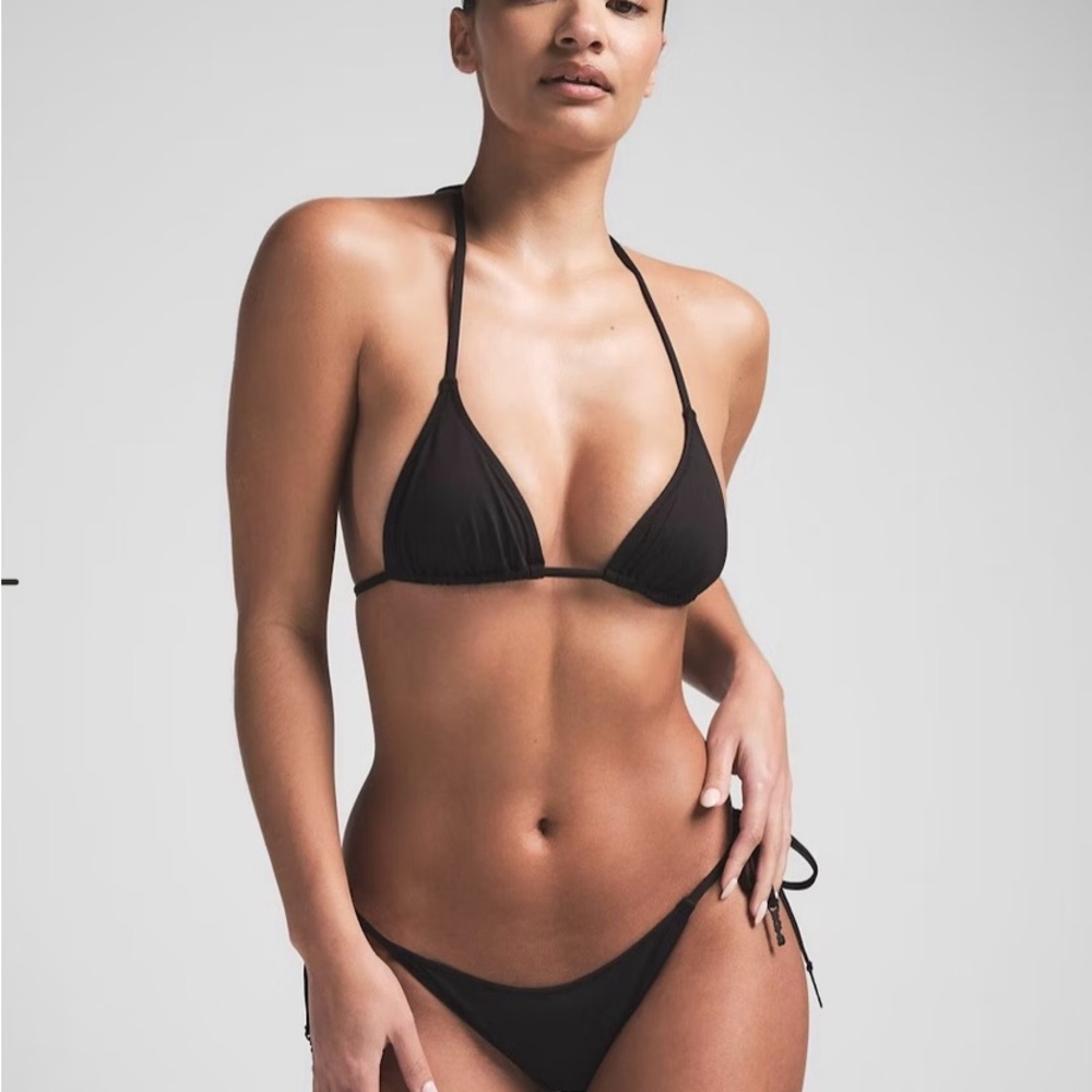 SKIMS Never Worn Black Bikini